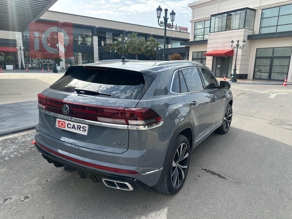 فولكسفاغن أطلس كروس سبورت